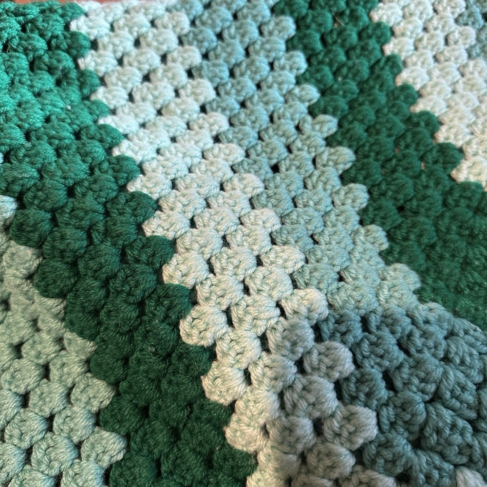 Vintage Large Crochet Granny‎ Blanket Teal White Green Mint Cottage 54x72 Inches - Picture 3 of 4